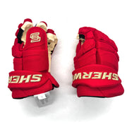 Sherwood Pro - NHL Pro Stock Glove - Calgary Flames (Red/Gold)