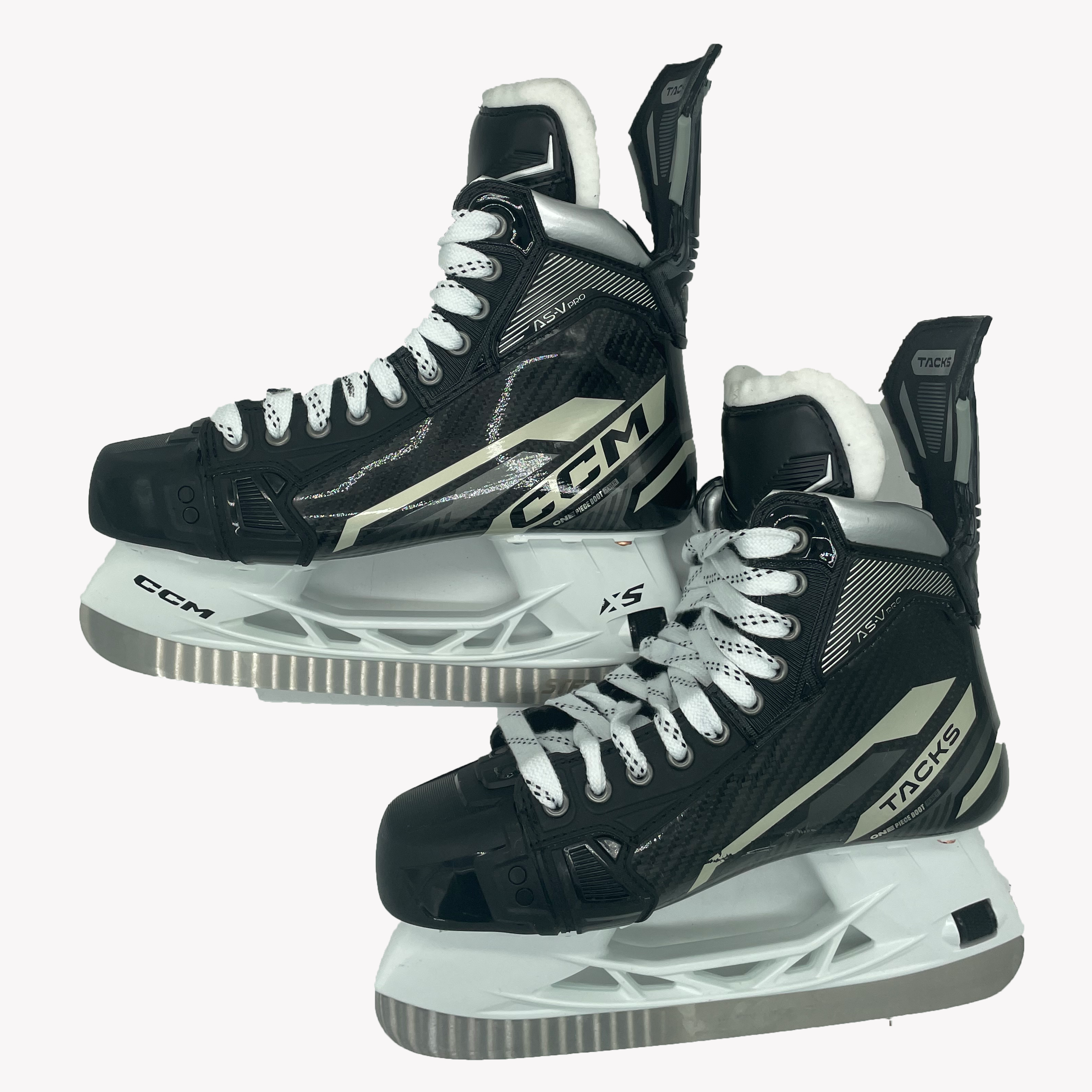 CCM Tacks AS-V Pro - Pro Stock Hockey Skates - Size 8R