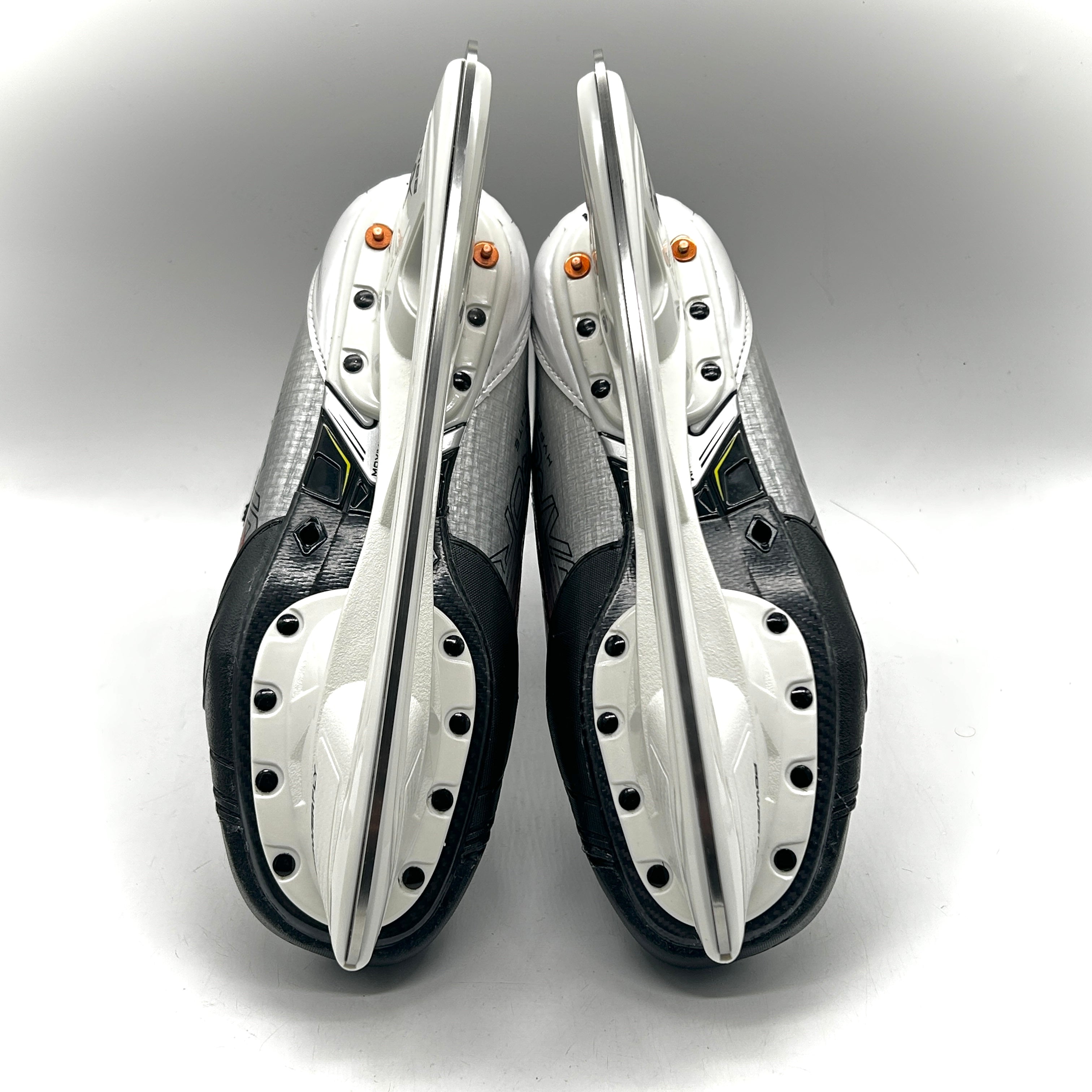 Bauer Vapor Hyperlite 2 - NHL Pro Stock Skates - Paul Byron - Size 7.5D