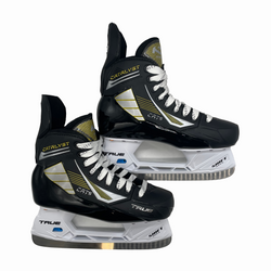 True Catalyst 5 Hockey Skates - Intermediate