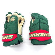Sherwood Pro - NHL Pro Stock Glove - Minnesota Wild (Green/Red)
