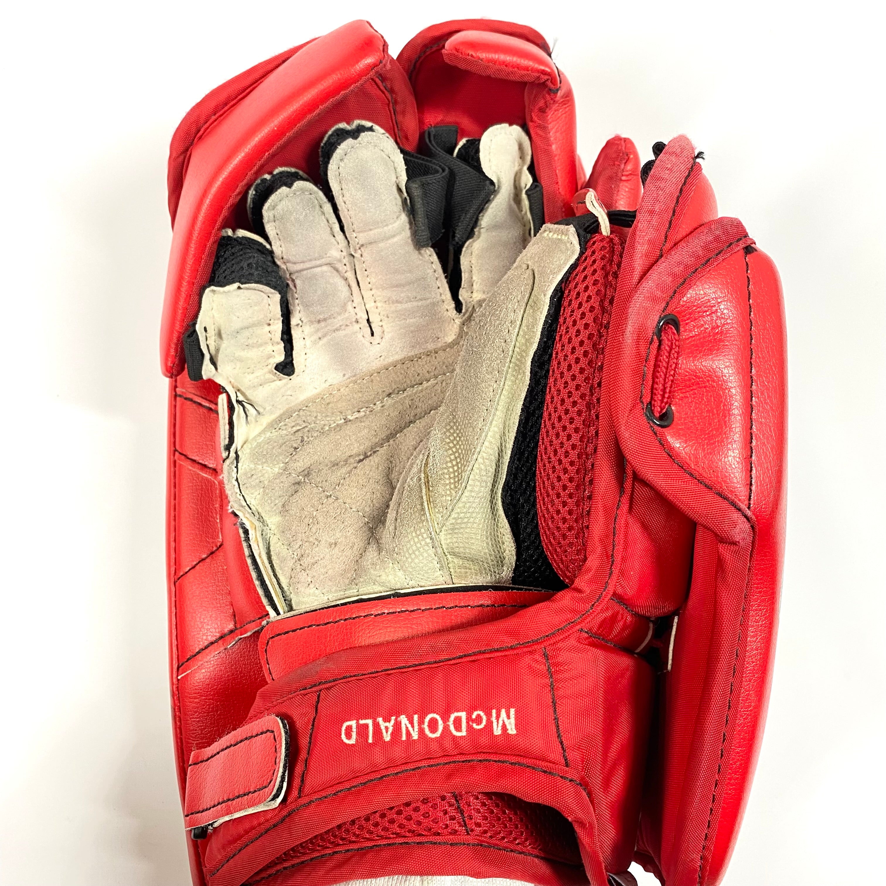 Vaughn Velocity VE8 - Pro Stock Goalie Pads - Full Set (Red/White)