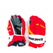 Gant Sherwood Rekker Legend Pro – NHL Pro Stock – Flames de Calgary (rouge/blanc/jaune)