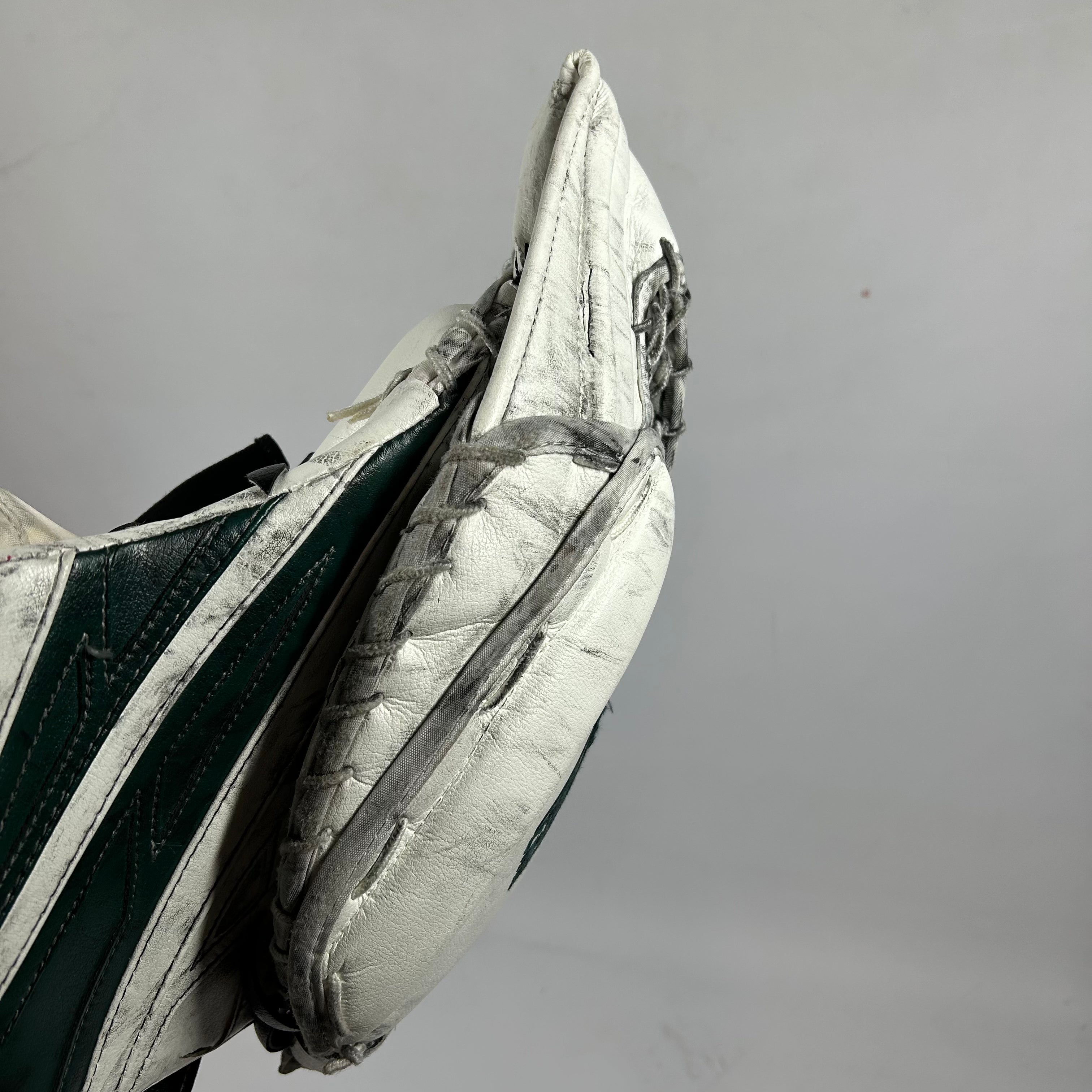 CCM Extreme Flex 4 - Gant de gardien de but Pro Stock d'occasion (vert)