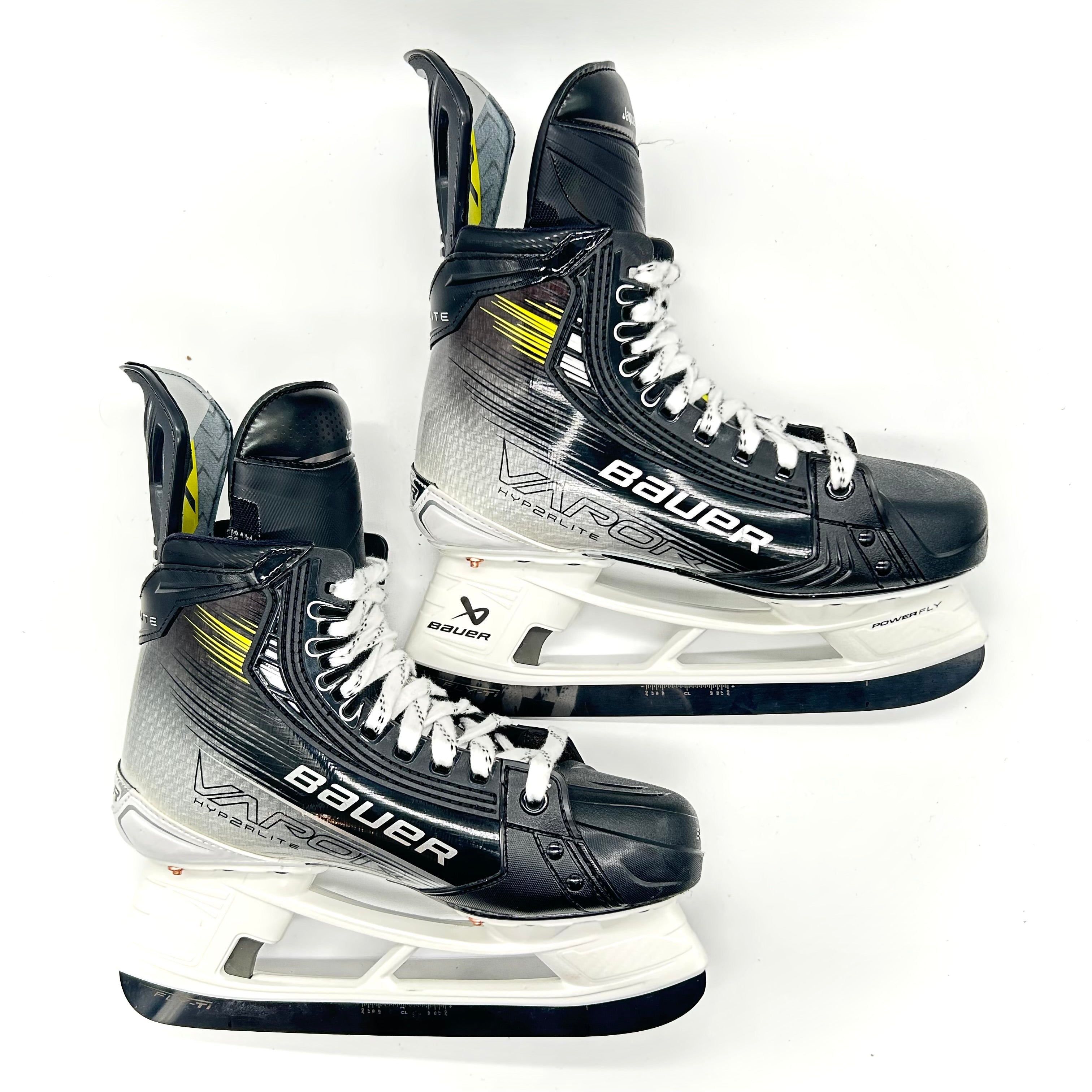 Bauer Vapor Hyperlite 2 - Pro Stock Hockey Skates - Size 6D