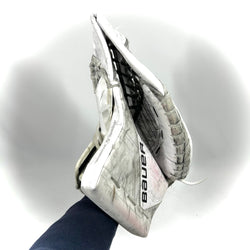 Bauer Supreme Mach - Gant de gardien Pro Stock d'occasion (blanc)