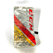 CCM Extreme Flex 5 - Bloqueur de gardien de but professionnel d'occasion (rouge/jaune/blanc)