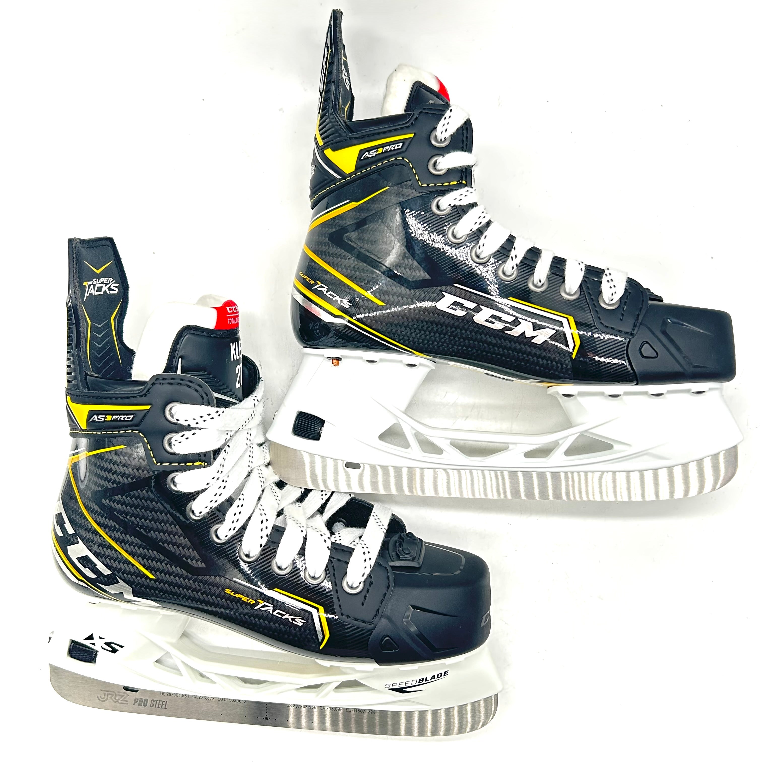 CCM SuperTacks AS3 Pro - Pro Stock Hockey Skate - Size 5.5R