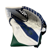 CCM Extreme Flex 6 - Gant de gardien de but NHL Pro Stock d'occasion - Arturs Silovs (blanc/bleu/vert)