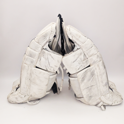 Reebok L9 - Protections de gardien intermédiaires d'occasion (blanc/bleu)