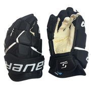 Bauer Supreme M5 Pro - Intermediate Hockey Gloves (Black/White)