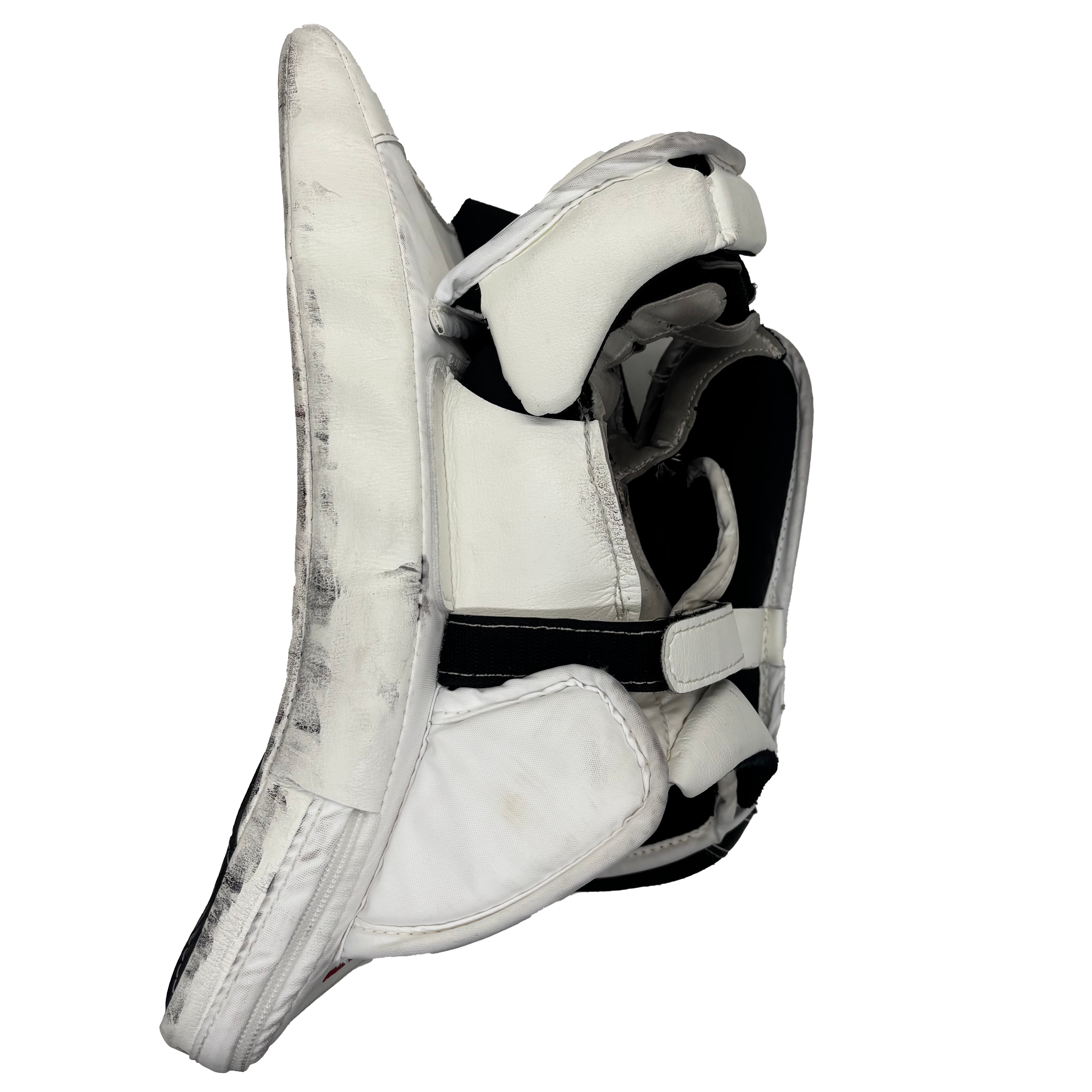 TRUE Catalyst Nitro Pro - Used Pro Stock Goalie Blocker (White/Navy/Red)