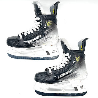 Used - Bauer Vapor Hyperlite 2 Pro Stock Hockey Skates - Size 4D