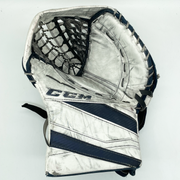 CCM Extreme Flex III - Gant de gardien de but Pro Stock d'occasion (blanc/bleu marine)