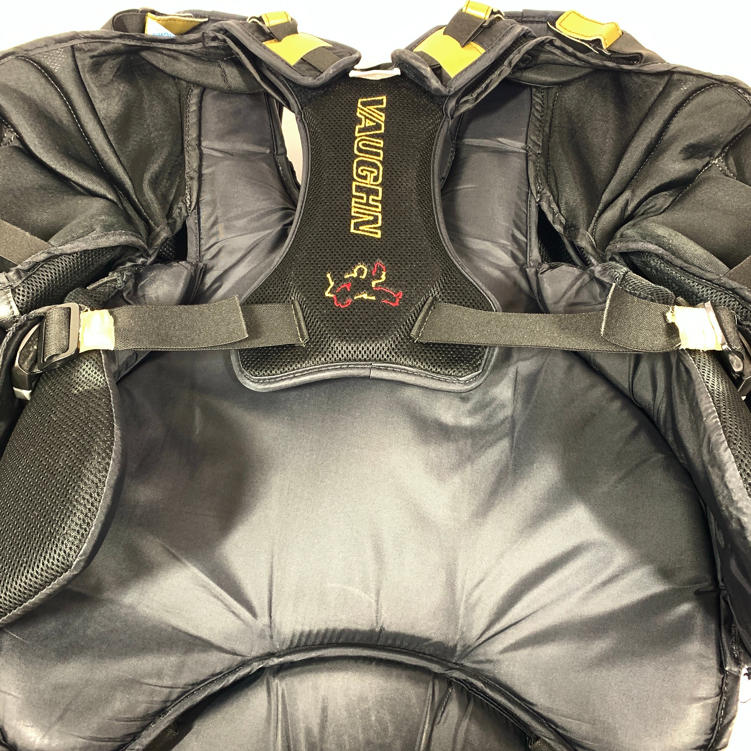 Vaughn VE8  - Used Pro Stock Goalie Chest Protector (Black/Gold)