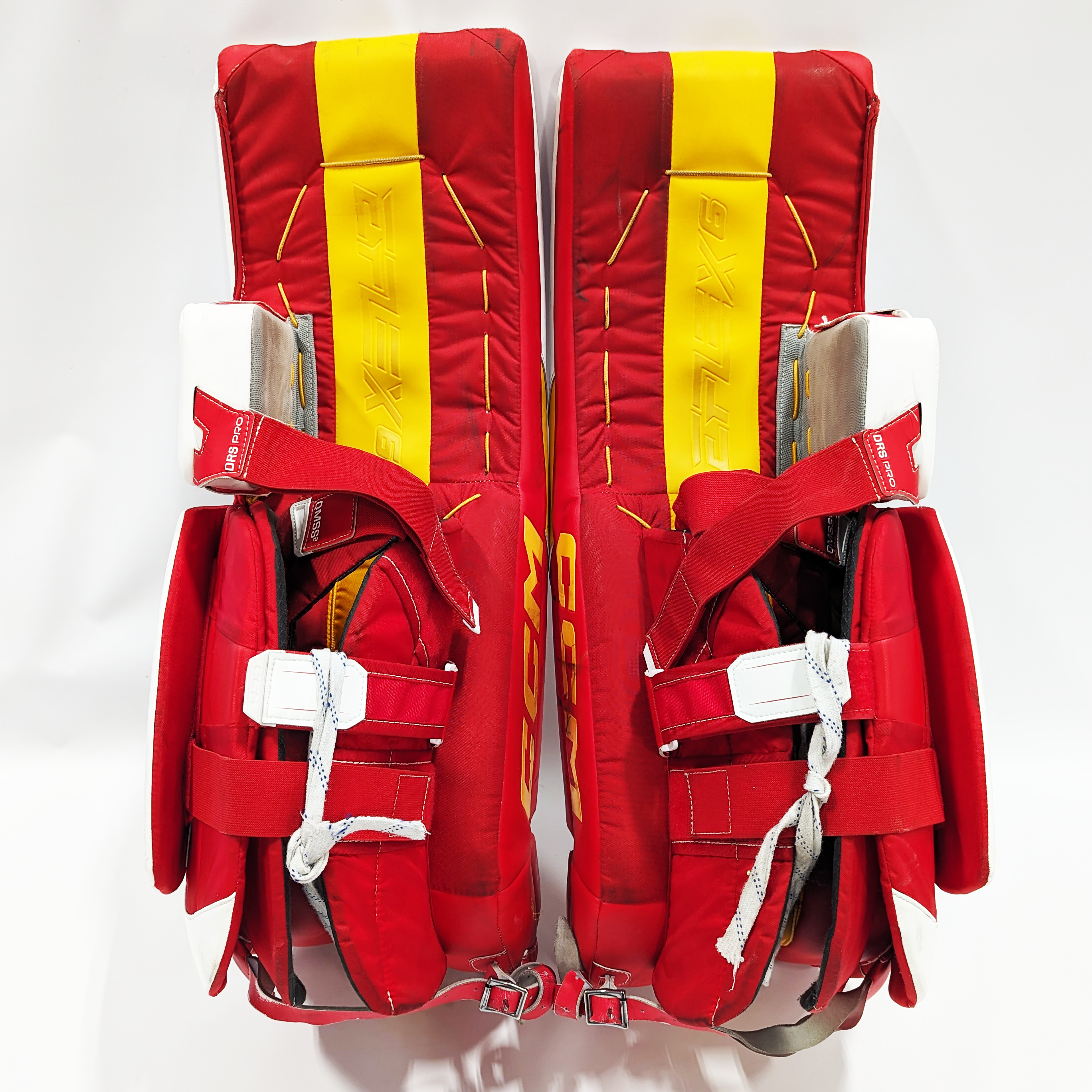 CCM Extreme Flex 6 - Jambières de gardien de but AHL Pro Stock d'occasion (blanc/rouge/jaune)